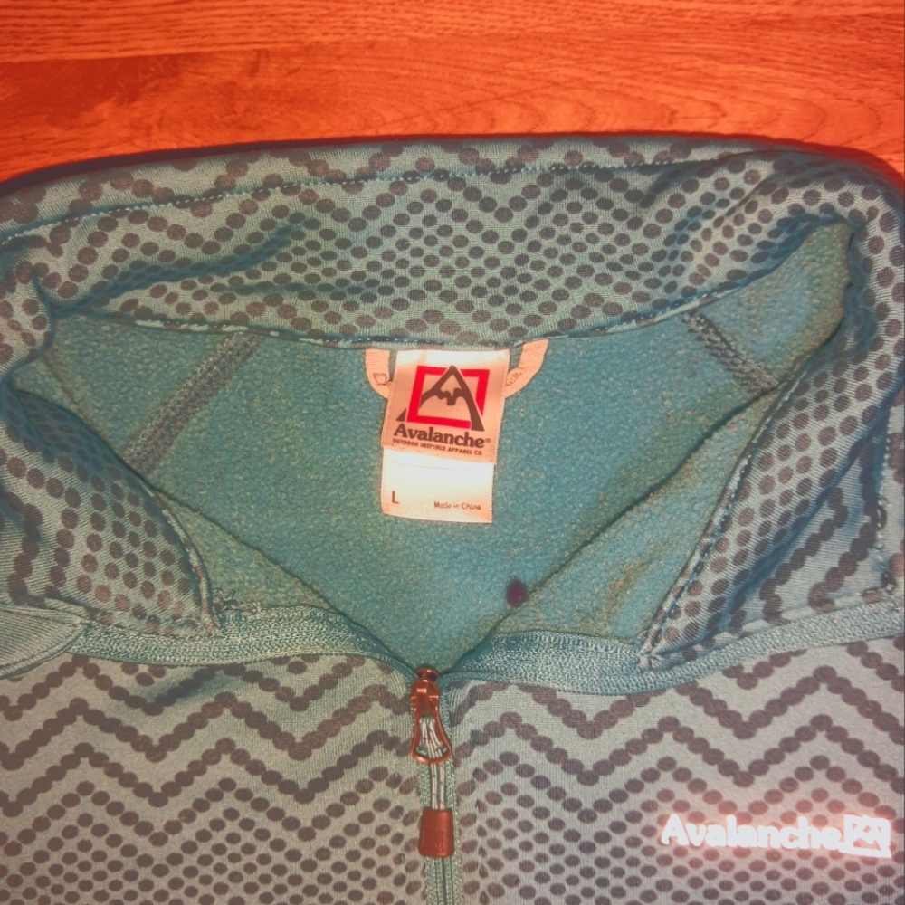 Women's sweatshirt